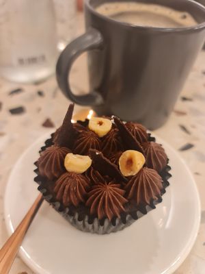 Keto Nutty Cupcake ~ 29/5/23 at Kind Kones - Paragon Orchard in Central Singapore