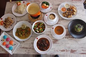 Several meals at La Route Des Vins La Paz in Puebla