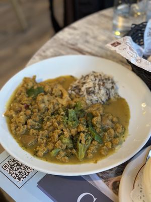   at La Route Des Vins La Paz in Puebla