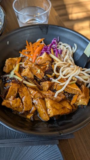  at Chloe's Kitchen in Santa Cruz