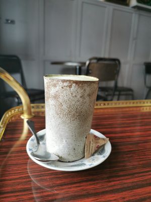Matcha Latte with oat milk at La Bohême in Cordoba