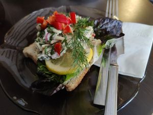 Vegan dish: smoked tofu with red peppers and dill on soft bread recommended by the waiter at La Bohême in Cordoba