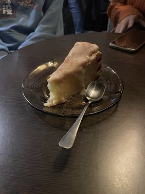 Apple pie with vanilla sauce  at La Bohême in Cordoba