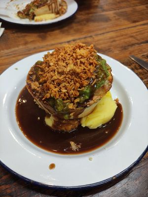 Mothership with tofu 'chicken' pie at Pieminister in Stroud