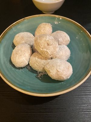 Speculoos mini doughnut balls  at Pastan Barbican in London