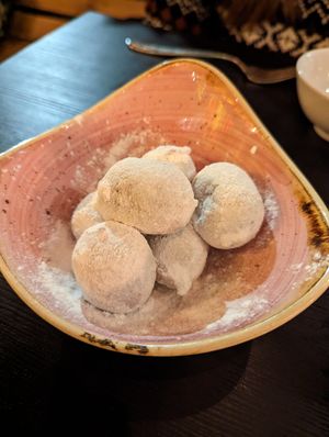 Speculoos mini doughnut balls at Pastan Barbican in London