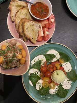 Caprese, loaded gnocchi & pan con tomate   at Pastan Barbican in London