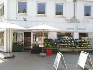 Entrance at Orientalsk Frugt og Grønt in Vordingborg