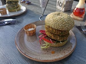 Double Curry Burger at Terra Nova in Putten