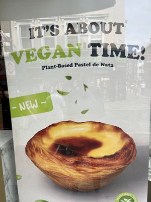 Window display   at Cafe de Nata in London