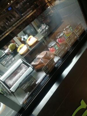Desserts display at 2foods - Shibuya Loft in Tokyo