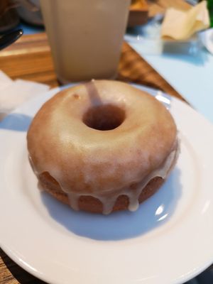 Plain donut at 2foods - Shibuya Loft in Tokyo