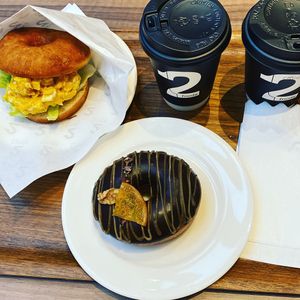 Tasty vegan doughnuts  at 2foods - Shibuya Loft in Tokyo