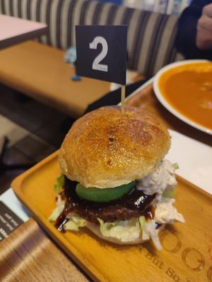 Avocado teriyaki burger at 2foods - Shibuya Loft in Tokyo