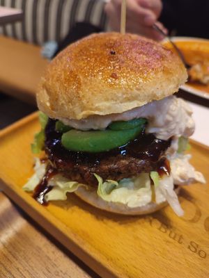 Avocado teriyaki burger at 2foods - Shibuya Loft in Tokyo