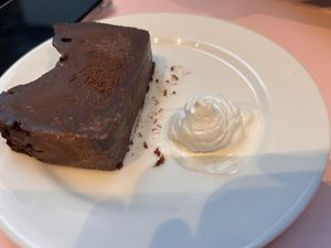 Gateau chocolat  at 2foods - Shibuya Loft in Tokyo