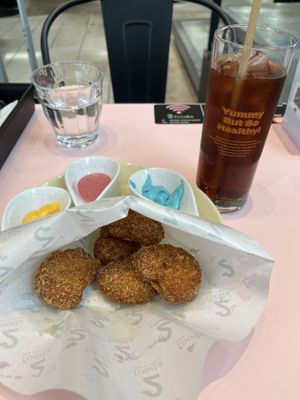 Nugget  at 2foods - Shibuya Loft in Tokyo