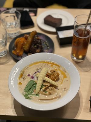 Noodle soup and sweets   at 2foods - Shibuya Loft in Tokyo