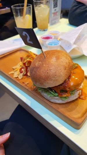 Spicy junk burger at 2foods - Shibuya Loft in Tokyo