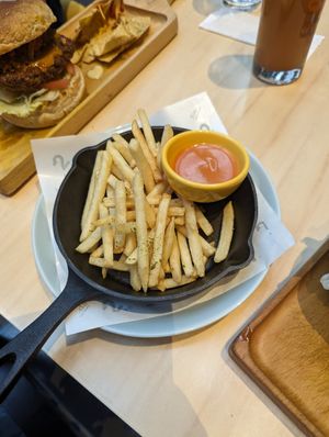 Side of french fries at 2foods - Shibuya Loft in Tokyo