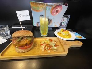 Spicy burger with lemon cream soda and mango cheesecake  at 2foods - Shibuya Loft in Tokyo
