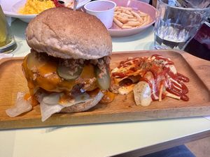 Original Spicy Burger at 2foods - Shibuya Loft in Tokyo