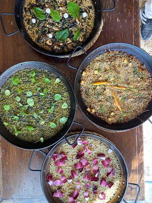 Vegan paellas at PÖTSTOT in Barcelona