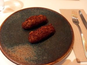 Croquetas de ceps trufadas at PÖTSTOT in Barcelona