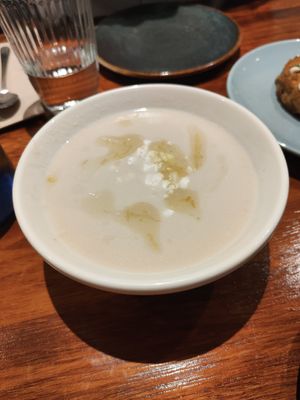 Sopa de coliflor pötstot at PÖTSTOT in Barcelona