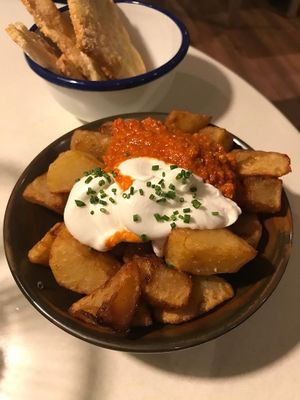 Tapas& dessert at PÖTSTOT in Barcelona