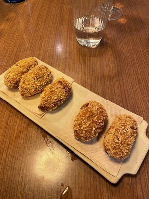 Corquetas de setas y trufa  at PÖTSTOT in Barcelona