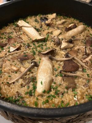 Mushroom paella   at PÖTSTOT in Barcelona