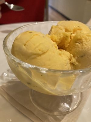 Mint mandarin sorbet  at PÖTSTOT in Barcelona