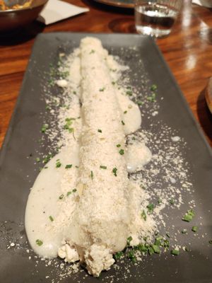 Caneló trufat at PÖTSTOT in Barcelona