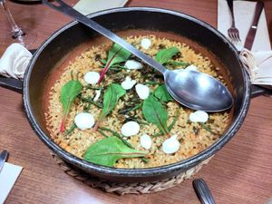Sea and ground paella at PÖTSTOT in Barcelona