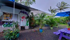 Maui Garden Grove Cafe at Maui Garden Grove Cafe in Haiku