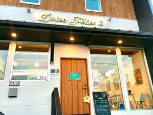 shop front at Dolce Felice è in Noda