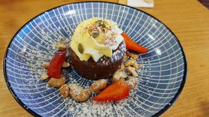 Carrotc cupcake from meatless monday menu at The Wintersun in Geraldton