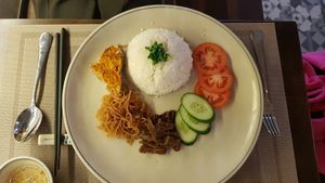 Com Tam Vi Que at Vi Que Kitchen in Ho Chi Minh City