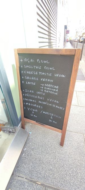 Menu at Yogamour in Paris