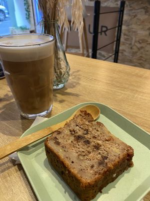 Banana bread  at Yogamour in Paris