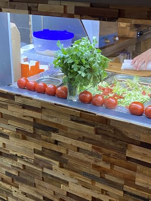 Frisches Gemüse und Koriander.  at Lavanta in Hannover