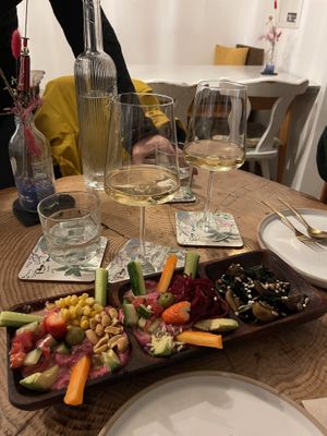 #hummusntoppings  at Lieblingscafé in Bregenz