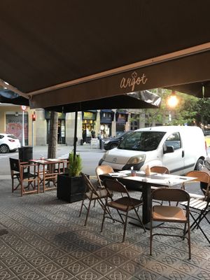 Terrace at La Golosa Vegan Vurger in Barcelona