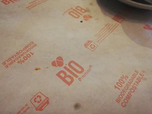 Mindful: also their wrappers/covers are sustainable at La Golosa Vegan Vurger in Barcelona