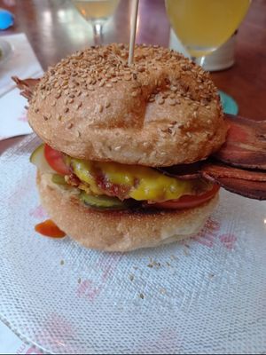 Veikon burguer at La Golosa Vegan Vurger in Barcelona