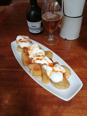 Papas bravas at La Golosa Vegan Vurger in Barcelona