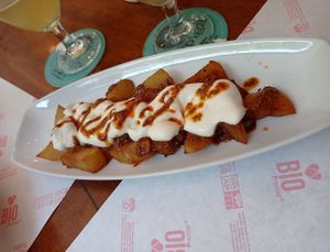 Golosa bravas at La Golosa Vegan Vurger in Barcelona