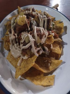 Nachos vrutales at La Golosa Vegan Vurger in Barcelona