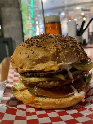 Double chis  at La Golosa Vegan Vurger in Barcelona